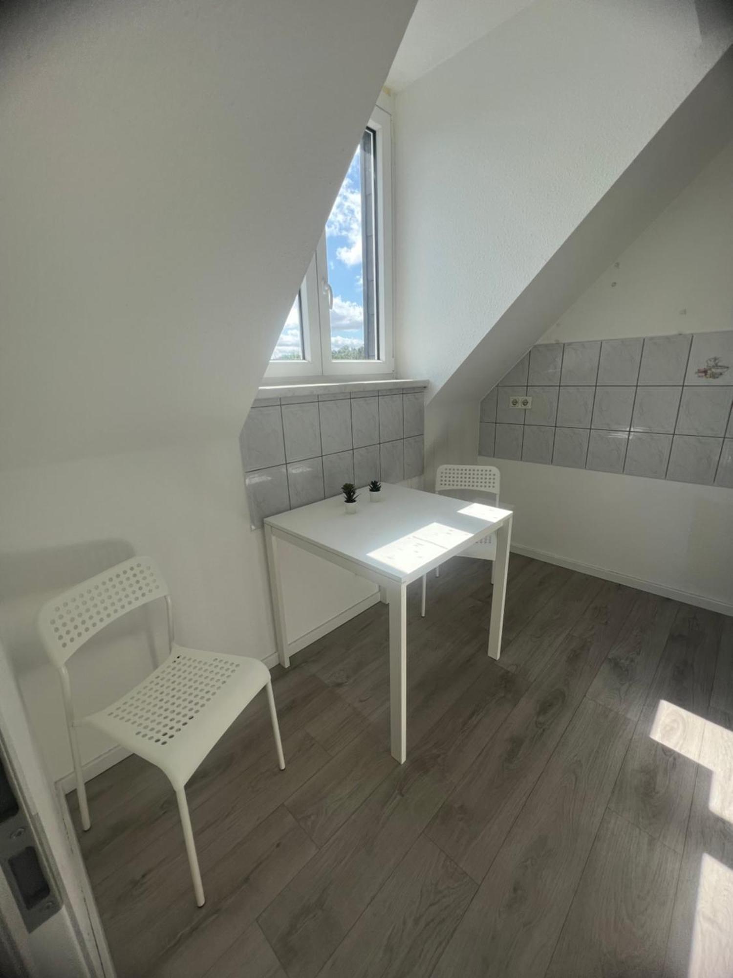 Cozy Work And Stay Pretty Home Chemnitz Extérieur photo